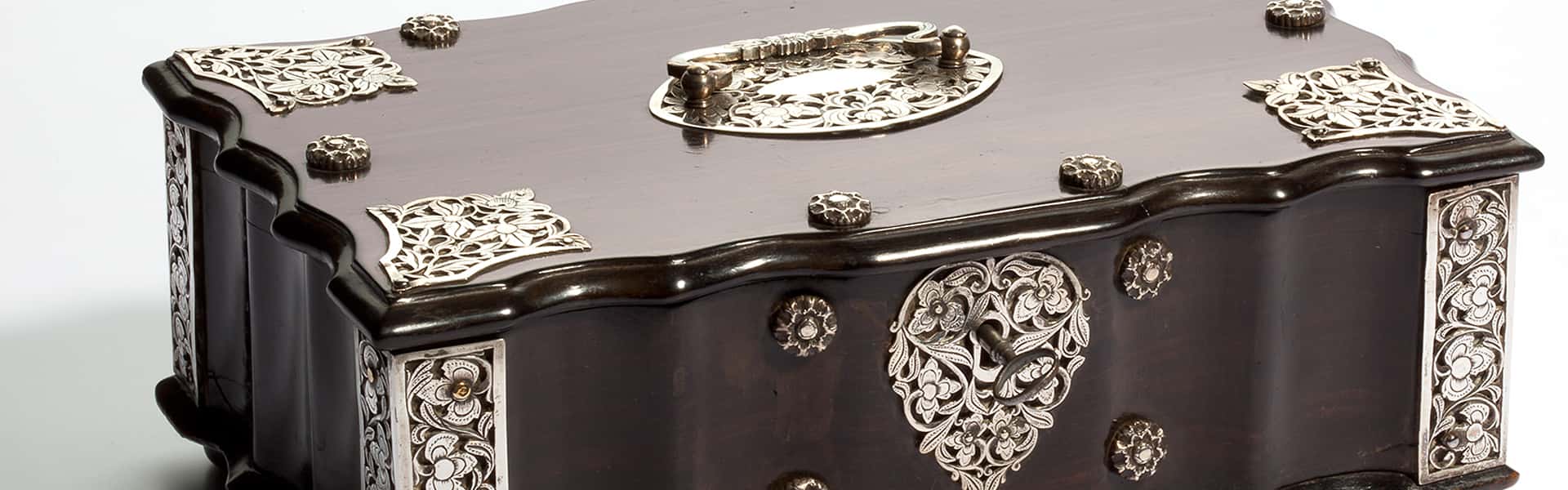 AB24358 Sirihkistje, eerste helft 18de eeuw Foto: Kunstmuseum Den Haag