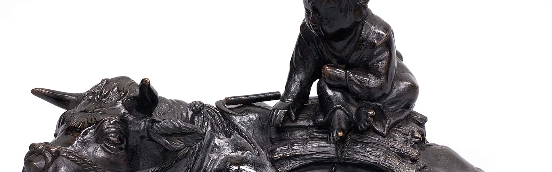 Anoniem, Karbouw met jongetje op de rug, eerste helft 20ste eeuw Object R3509