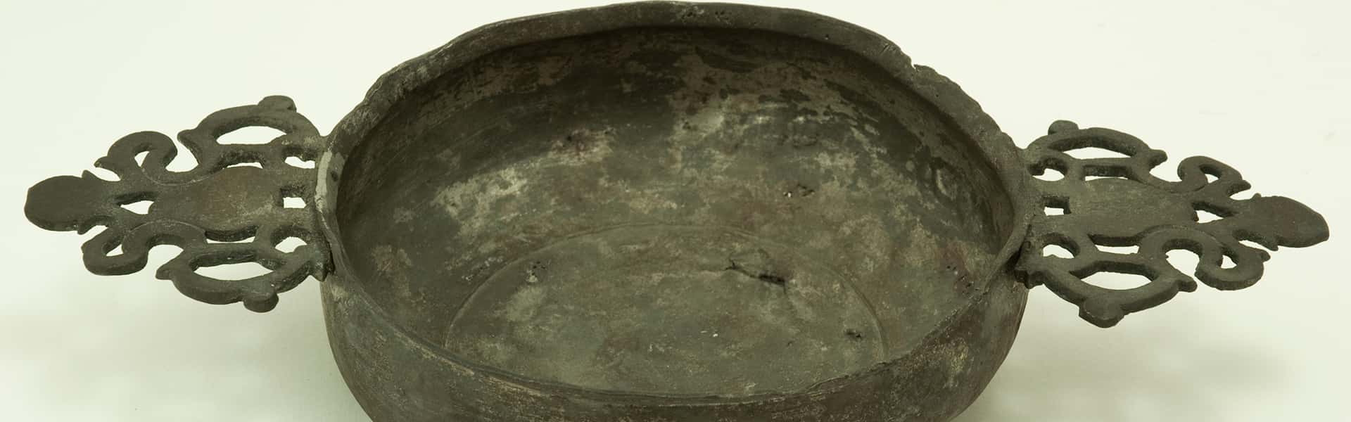 R6313 Brandewijnkommetje, 1735 Foto: Zeeuws maritiem muZEEum