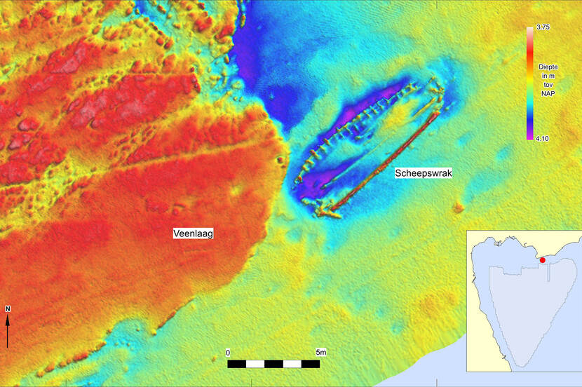 Scan van wrak HS193: een wrak met duidelijke spanten aan de noordzijde, lengte ongeveer 12 meter.