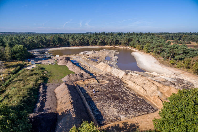 Subfossil forest Leusden, aerial photo of excavation