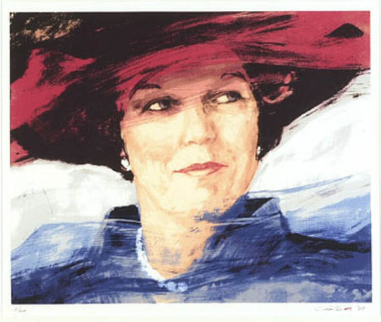 Portret van Koningin Beatrix met rode hoed.
