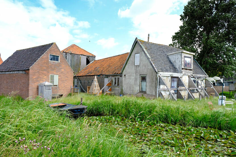 De Fronik buurtboerderij in Zaanstad vorig aangekocht door Stadsherstel