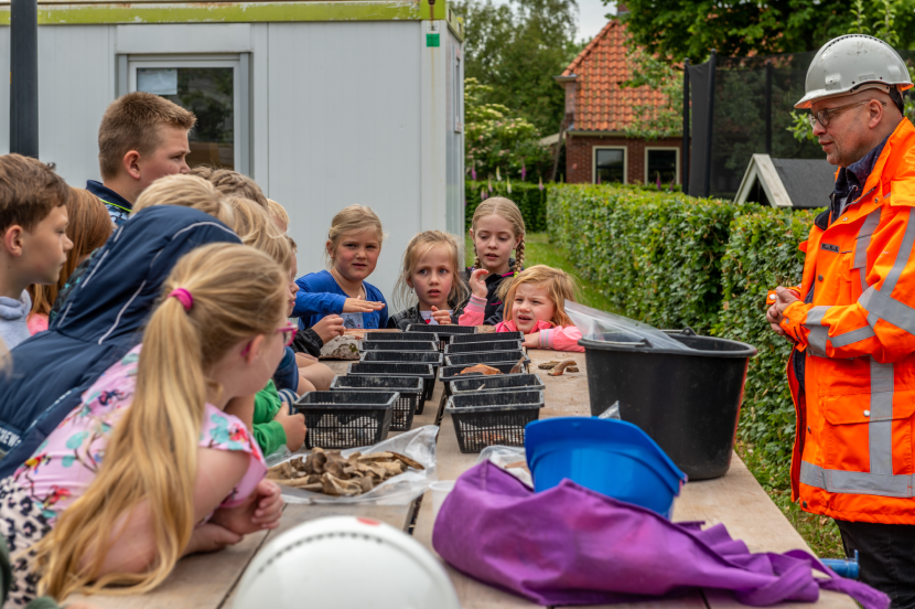 Kinderen ontdekken meer over archeologie in eigen dorp