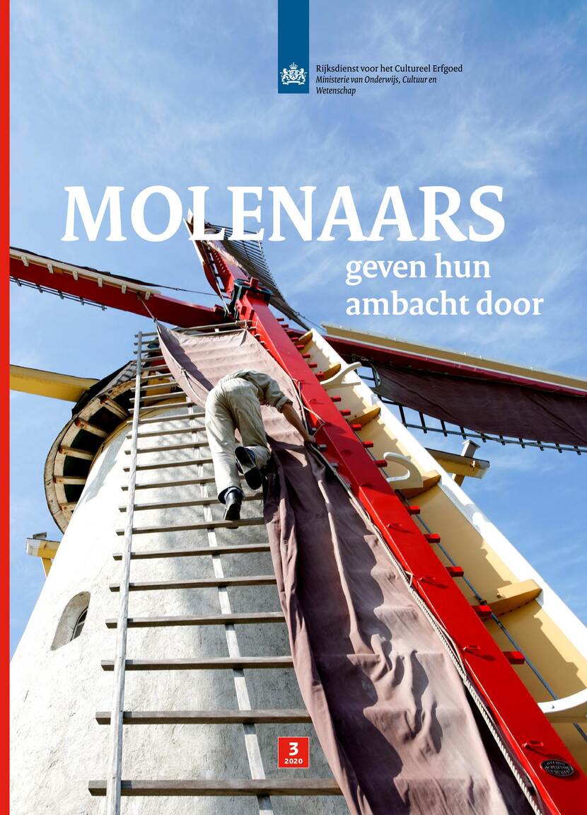 Voorzijde van het Tijdschrift van de Rijksdienst voor het Cultureel Erfgoed, nr 3 van 2020, met foto van een molenaar die omhoog in de molen klimt