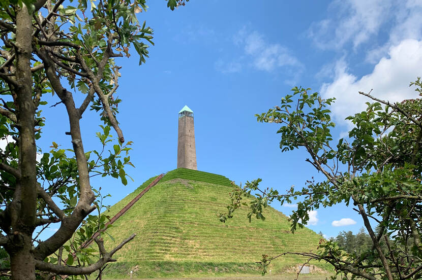 Piramide van Austerlitz, Woudenberg