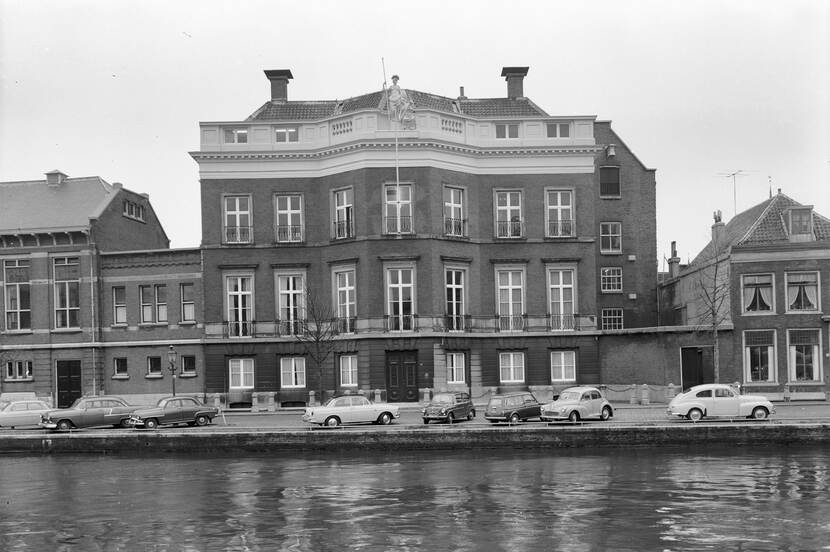 Foto van het Hodshon Huis, Haarlem
