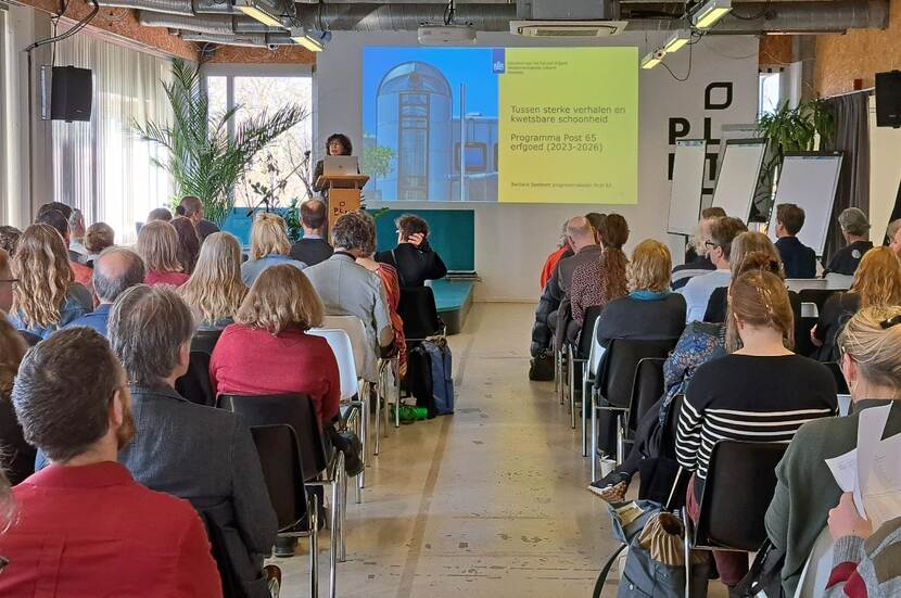 Barbara Speleers (RCE) opent de dag tijdens het platform