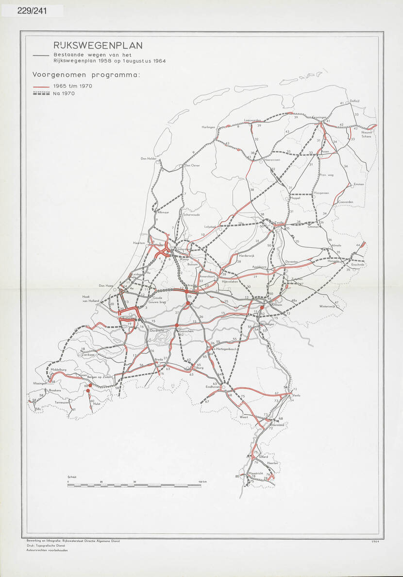 Een kaart met alle autowegen in Nederland in 1964. Lijnen van wegen die gebouwd gingen worden tussen 1965-1970 en na 1970.
