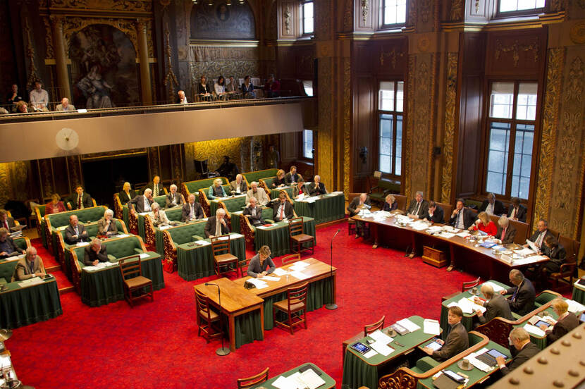 foto van de vergaderzaal van de Eerste Kamer