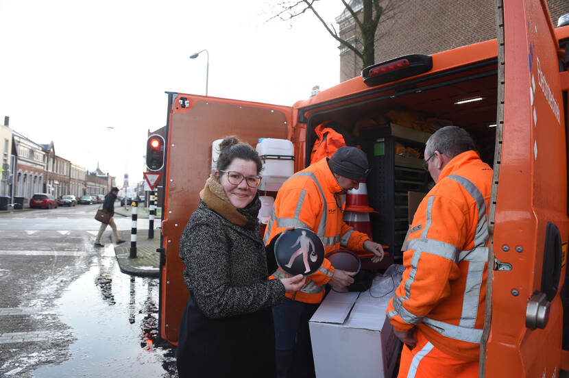 Tilburgse kruikenzeikersverkeerslichten - Sjabloon met de overstekende kruikenzeiker