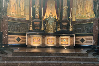 Het altaar in de Sint-Nicolaaskerk in Amsterdam